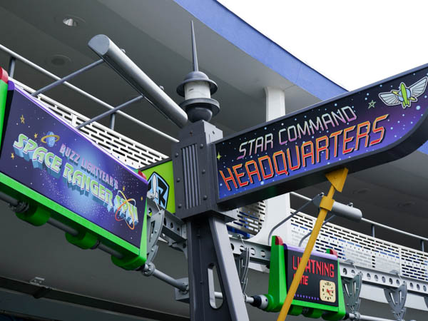 Buzz Lightyear's Space Ranger Spin