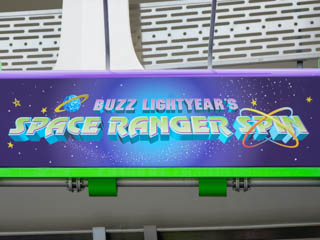Buzz Lightyear's Space Ranger Spin